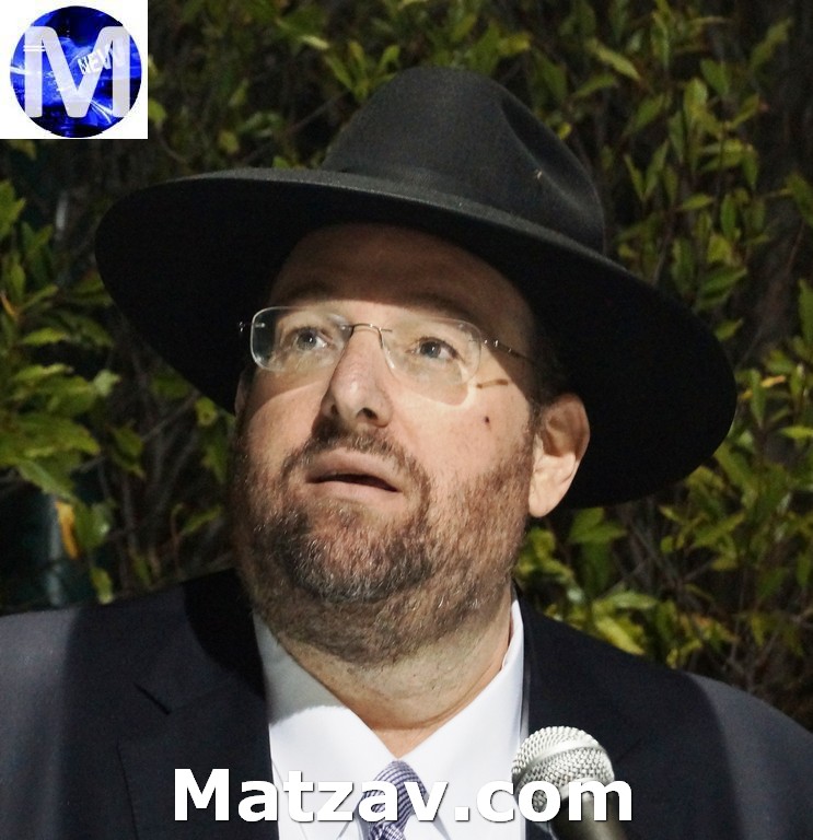 ... takes thisopportunity to wish mazel tov to Reb <b>Shlomo Yehuda</b> Rechnitz, ... - Shlomo-Yehuda-Rechnitz
