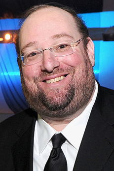 Reb <b>Shlomo Yehuda</b> seems to be blessed with the fortune of being connected to ... - rechnitz