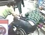 wheelchair-stops-robbery