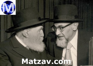 His father, Rav Yechiel Aryeh Munk zt"l, with Rav Moshe Feinstein zt"l.