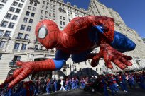 macys-parade-spiderman