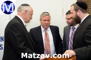 Malcolm Hoenlein - Executive Vice Chairman of the Conference of Presidents of Major Jewish Organizations, Meir Gurvitz - Chairman of Zaka International, Zvi Gluck - director of operations for Zaka International, Ezra Friedlander - CEO The Friedlander Group