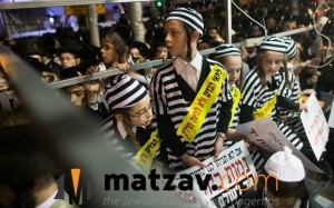 Eidah HaChareidis Calls for Mass Protests Against Upcoming Chareidi Draft Day