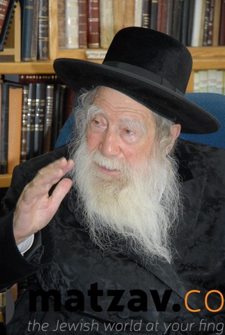 Erlauer Rebbe (527)