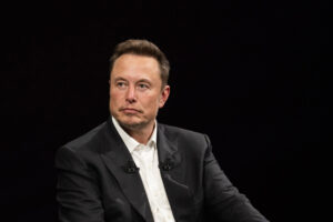 Elon Musk Predicts 1 Billion Humanoid Robots Could Outproduce Humanity Within a Decade
