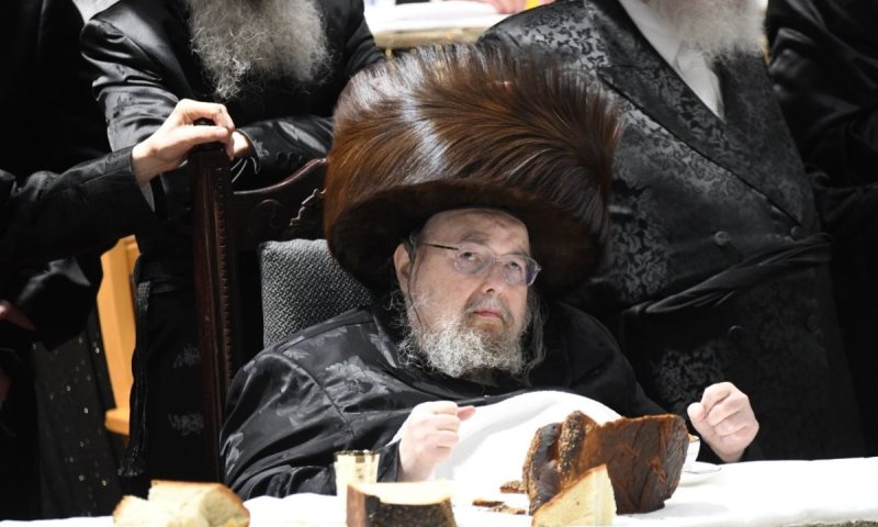 Tefillos for the Belzer Rebbe