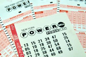 Powerball Jackpot Soars to $975 Million, Closing In on the $1 Billion Mark