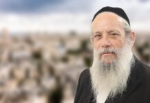 Bnei Brak Mayor Blasts Transportation Delays, Warns of Severe Traffic and Classroom Shortages