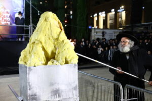 23 Injured at Lag BaOmer Celebrations in Meron; 15-Year-Old Moderately Burned in Arad Image