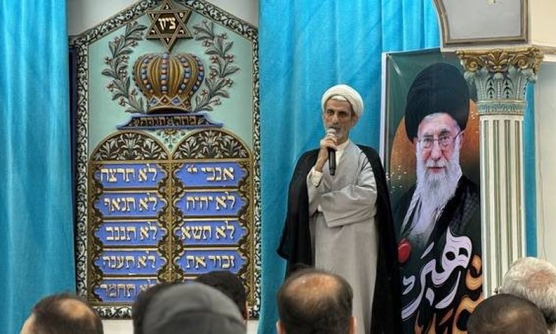 Report: Iran’s Jews Forced to Praise Regime, Cut Ties With Israel to Survive...