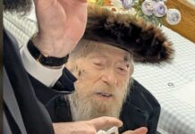 The Komarna Rebbe of Manhattan, Rav Yehoshua Safrin zt”l