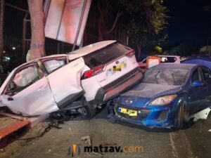 Stolen Car Chase Through Yerushalayim Ends in Fatal Crash; Police Officer Injured
