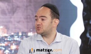 Chareidi Journalist: ‘Put Four Monkeys’ on UTJ Slate and Party Would Still Win Seven Seats