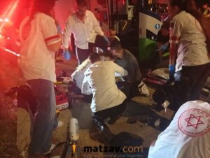 Israeli Bus Driver Collapses Behind the Wheel, Crashes Into Car; Rushed to Hospital in Critical Condition
