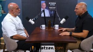“I’M NOT ANGRY AT HASHEM”: Shlomi Ziv Recounts 246 Days in Hamas Captivity: “I Asked Every Day for the Privilege of Putting on Tefillin Again”