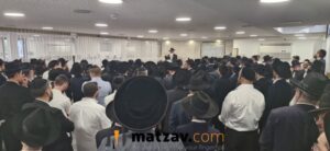 Thousands Attend Levayah of Mrs. Rivka Feivelson a”h in Yerushalayim