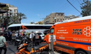 7-Year-Old Boy Critically Injured After Being Trapped Beneath Bus in Bnei Brak