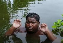 Indian Teen Says He Has Lived in Water for Five Years to Escape Agonizing Burning Sensation