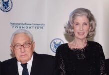 Nancy Kissinger, Foreign Policy Figure and Widow of Henry Kissinger, Dies at 92