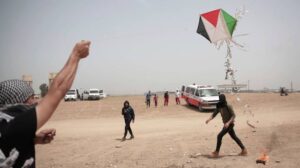 Hamas Calls Gaza Kites ‘Children’s Toys’ as Israel Warns Launchers Will Be Targeted