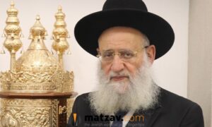 Rav Reuven Elbaz Sounds Elul Wake-Up Call: ‘A Third of the Month Is Already Gone’
