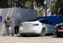 Israeli Tesla Driver Questioned After Viral Video Appears to Show Him Asleep Behind the Wheel