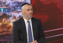 Shas CEO Chaim Biton Shrugs Off Weak Polls, Vows: No Government Without Draft Law for Yeshiva Bochurim